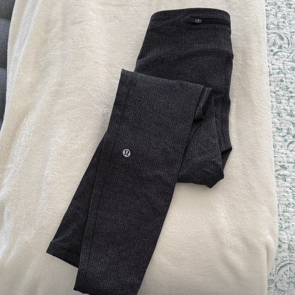 Lululemon Charcoal Gray Athletic Leggings